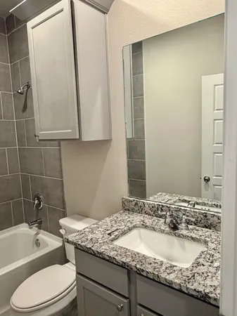 $1,800 | 723 East 17th Street, Wolfforth, TX 79382