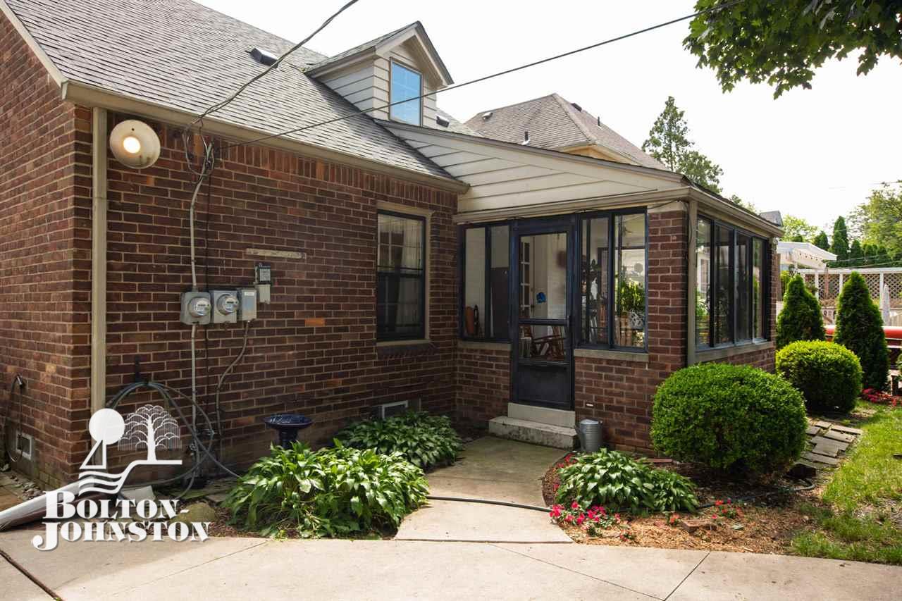 1359 Harvard Road Grosse Pointe, MI 48230 - Photo 26 of 31 31390930-25.JPG