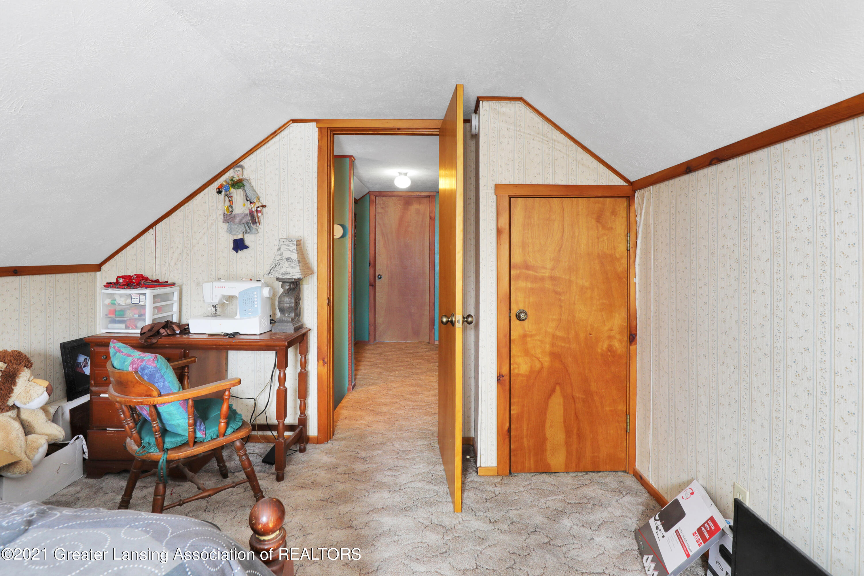 9073 South State Road Portland, MI 48875 - Photo 11 of 32 9I3A6197