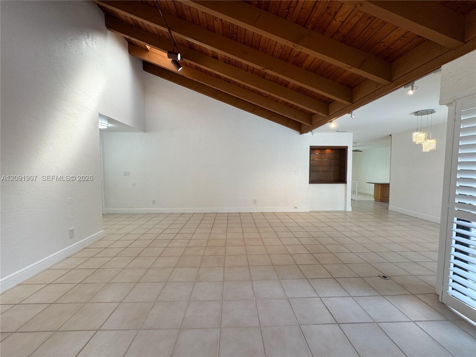 76 Ivy Road, Unit 76 Hollywood, FL 33021 - Photo 6 of 54 Gallery Image 6
