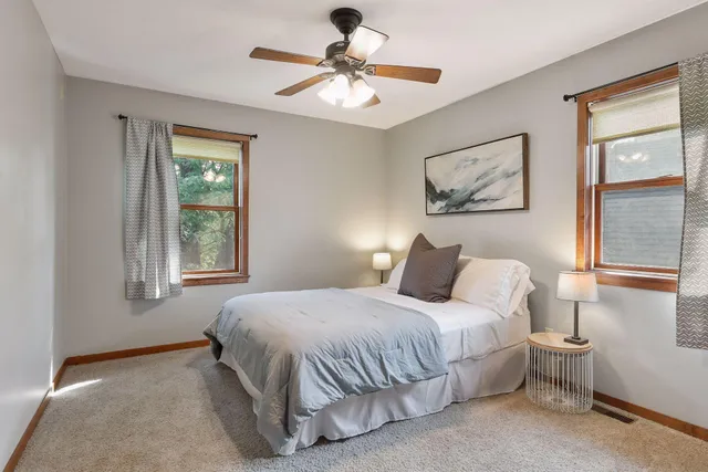 $3,750 | 2313 Cole Avenue Southeast, Minneapolis, MN 55414