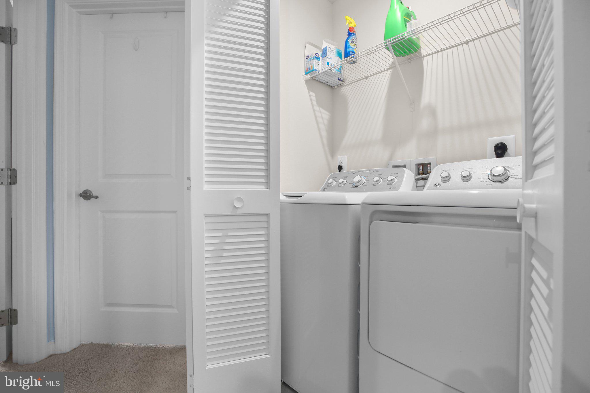 8410 Devries Lane Spotsylvania, VA 22553 - Photo 28 of 32 a utility room with dryer and washer