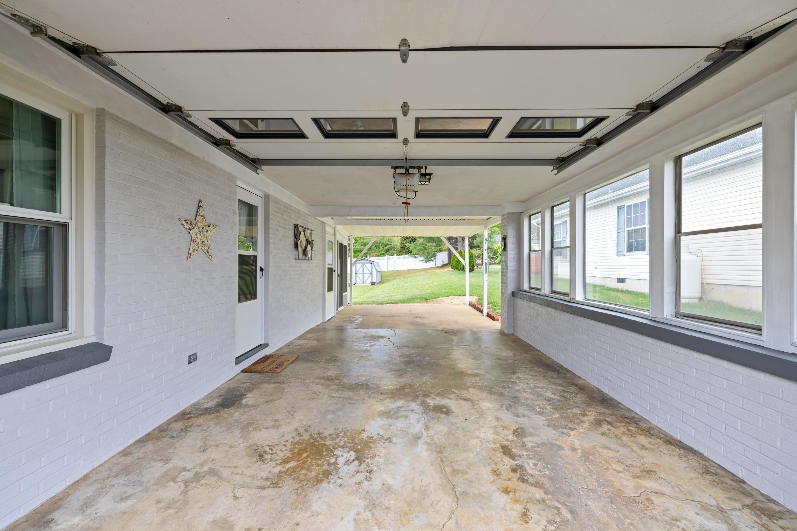 118 Stuart Avenue Stuarts Draft, VA 24477 - Photo 37 of 61