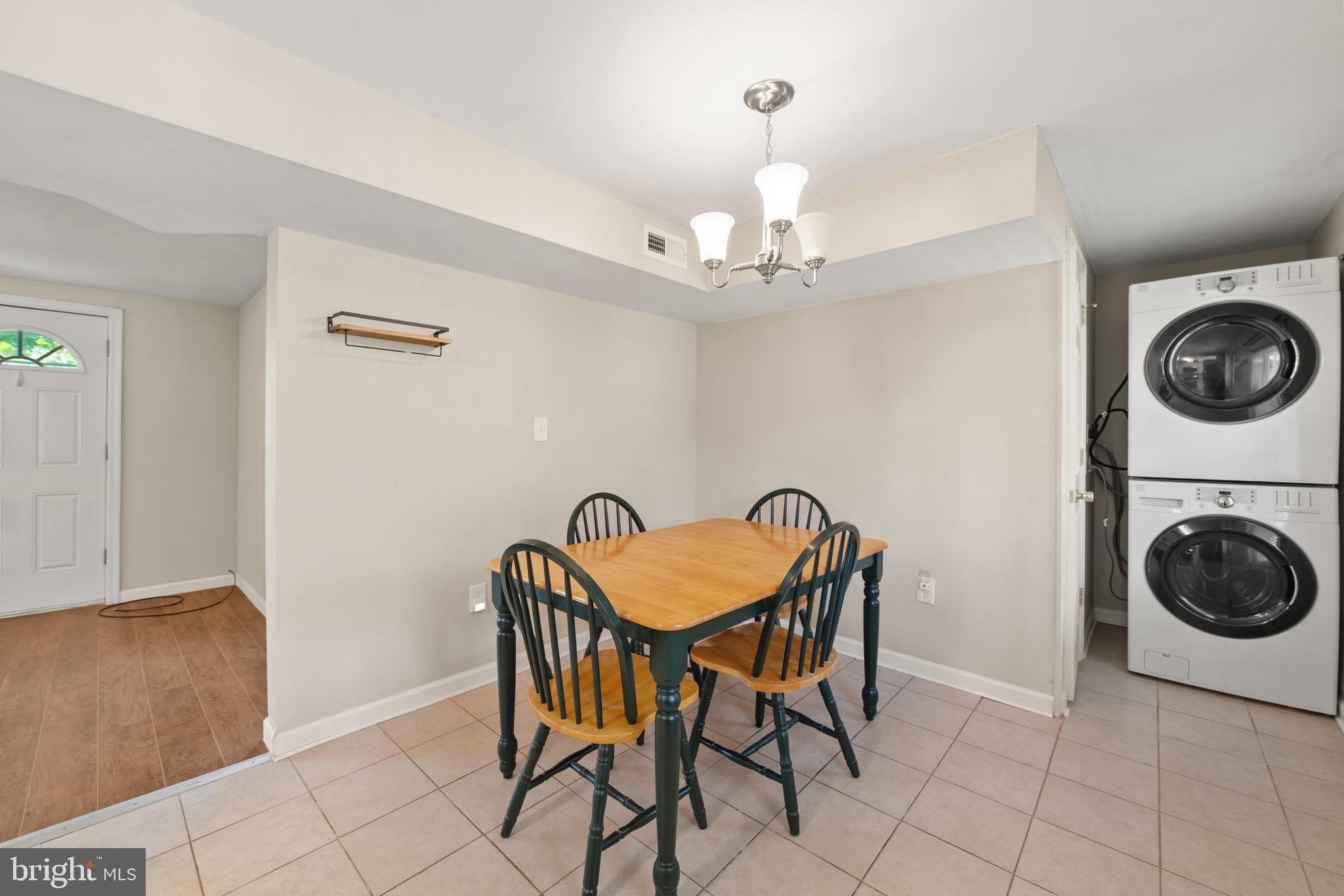 21010 Sparta Road Milford, VA 22514 - Photo 41 of 48 Cottage Dining