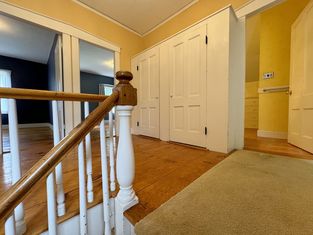 6 Pine Street Northfield, MA 01360 - Photo 28 of 42 a view of an entryway