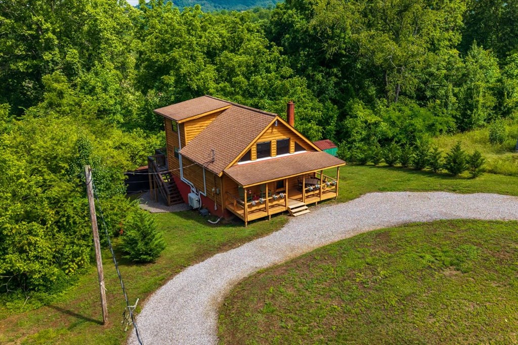 321 Sunrise Street Murphy, NC 28906 - Photo 5 of 38