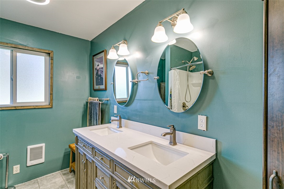51 Pearce Road Port Angeles, WA 98362 - Photo 20 of 40 Gallery Image 20