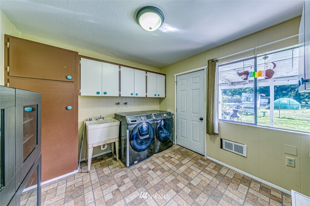 51 Pearce Road Port Angeles, WA 98362 - Photo 22 of 40 Gallery Image 22