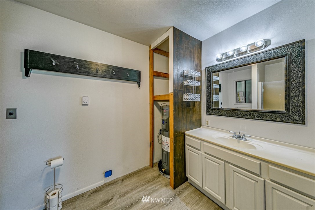 51 Pearce Road Port Angeles, WA 98362 - Photo 8 of 40 Gallery Image 8