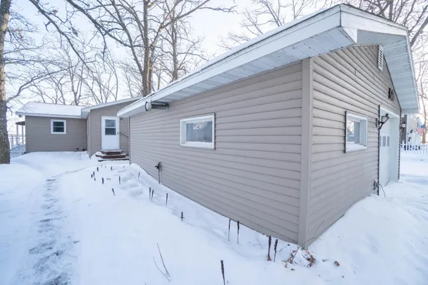 $399,000 | 36678 Oak Point Drive, New York Mills, MN 56567