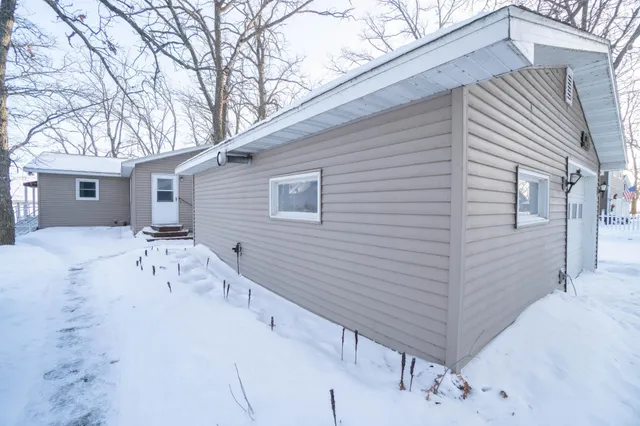 $399,000 | 36678 Oak Point Drive, New York Mills, MN 56567