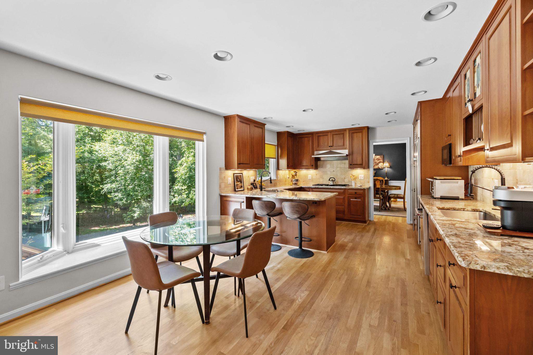 12007 Turf Lane Reston, VA 20191 - Photo 21 of 69