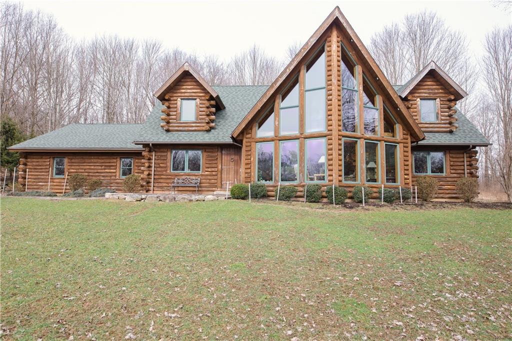 841 East Lake Road Transfer, PA 16154 - Photo 1 of 25 Gallery Image 1