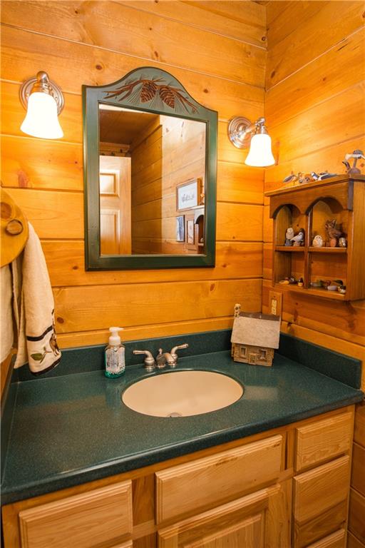 841 East Lake Road Transfer, PA 16154 - Photo 18 of 25 Gallery Image 18