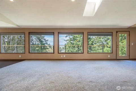 $849,000 | 28611 16th Avenue South, Federal Way, WA 98003