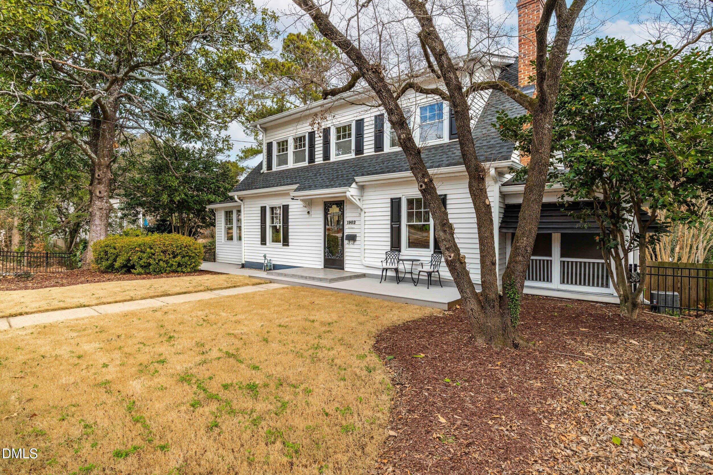 1902 Glenwood Avenue Raleigh, NC 27608 - Photo 5 of 78 dsc02545