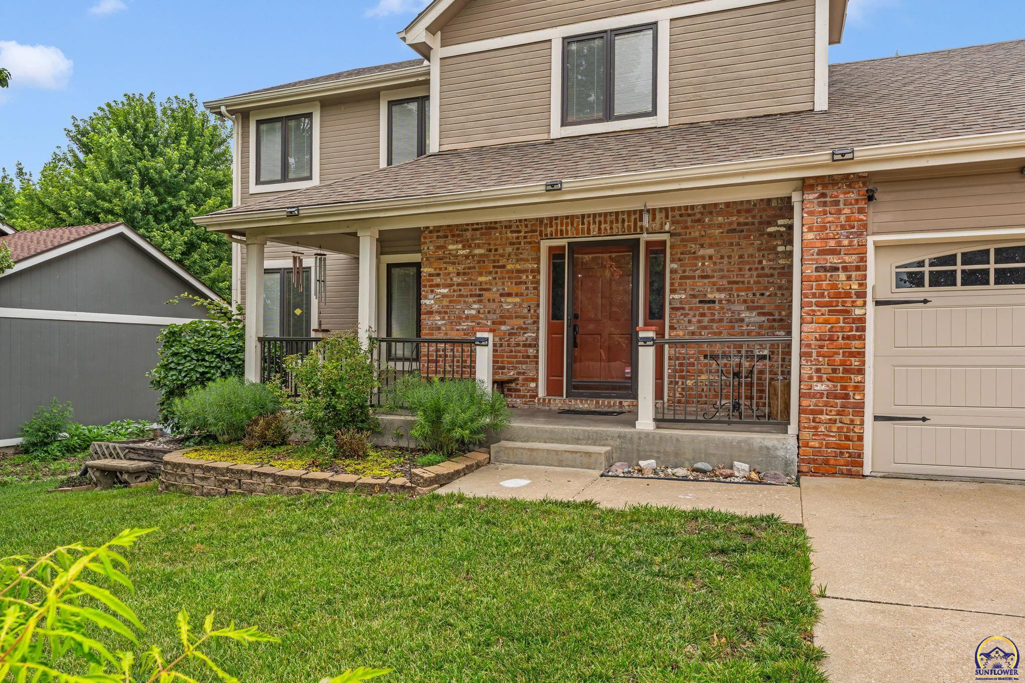 6236 Southwest 25th Street Topeka, KS 66614 - Photo 2 of 53
