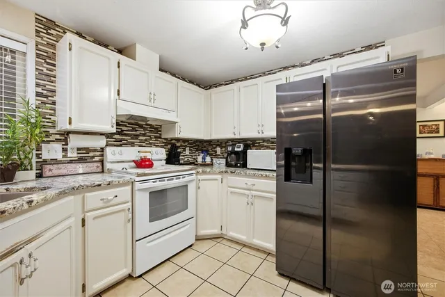 $380,000 | 5008 Polo Lane, Pasco, WA 99301