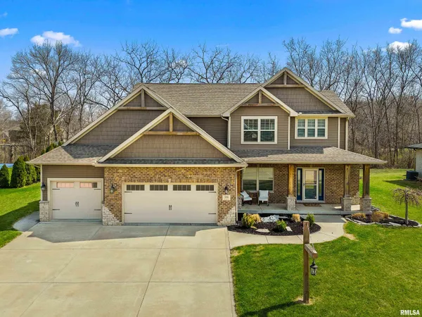 $570,000 | 346 Shaggybark Trail, Morton, IL 61550