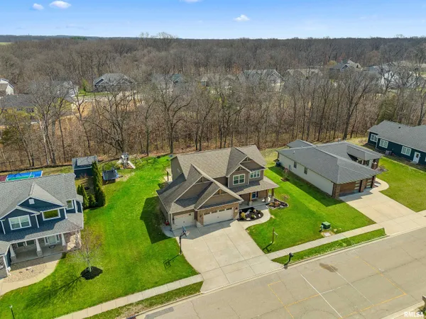 $570,000 | 346 Shaggybark Trail, Morton, IL 61550