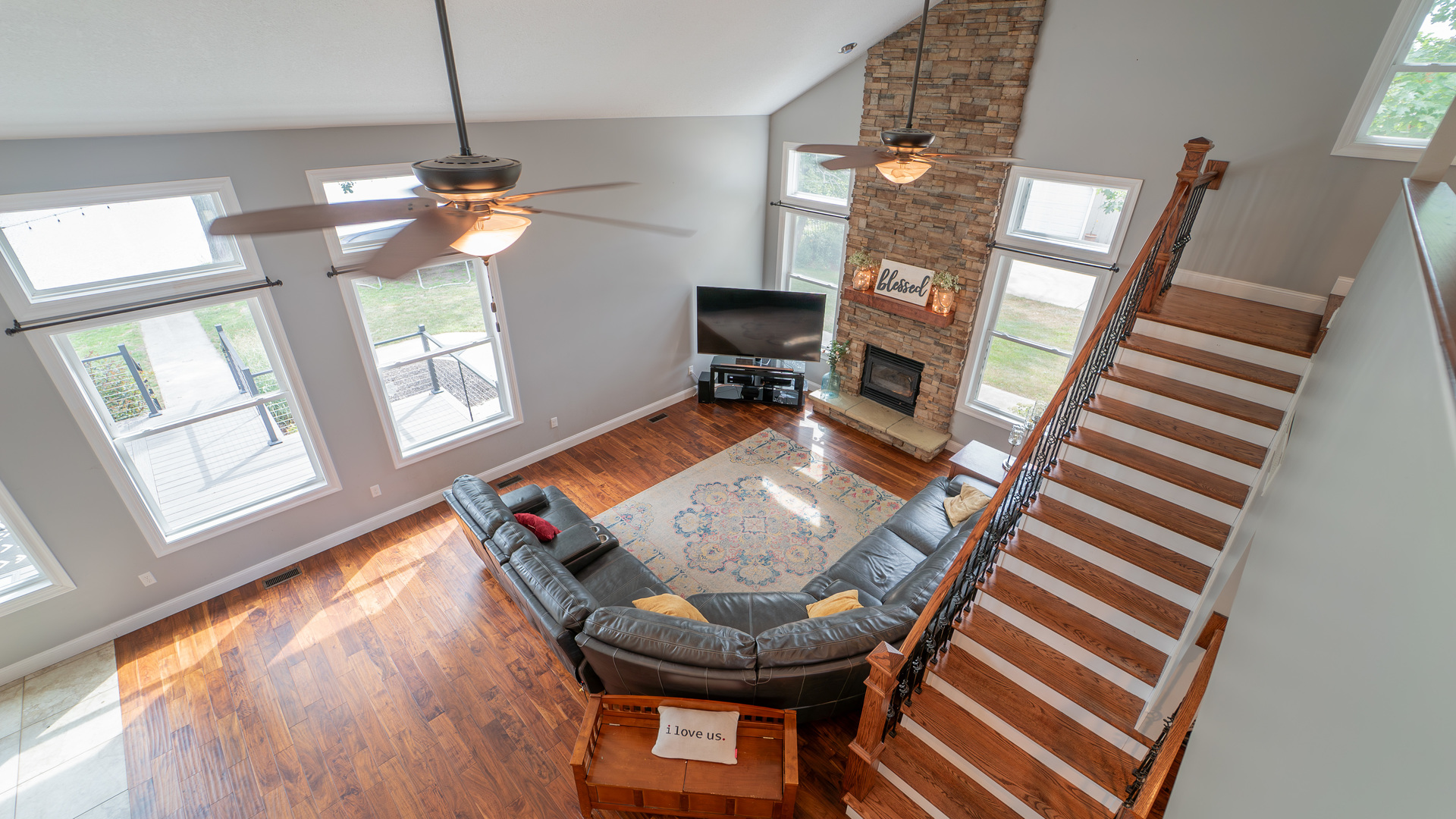 2611 2560 River Road Kankakee, IL 60901 - Photo 19 of 53 a living room with furniture and a fireplace