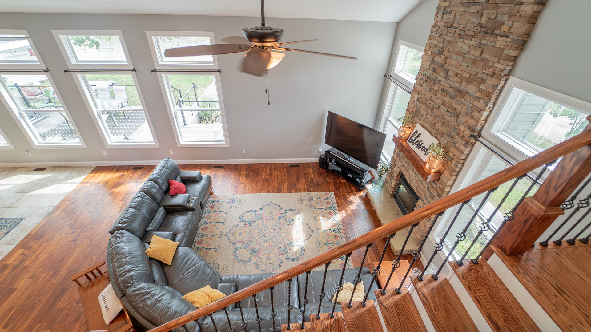 2611 2560 River Road Kankakee, IL 60901 - Photo 20 of 53 a view of an entryway with wooden floor and door