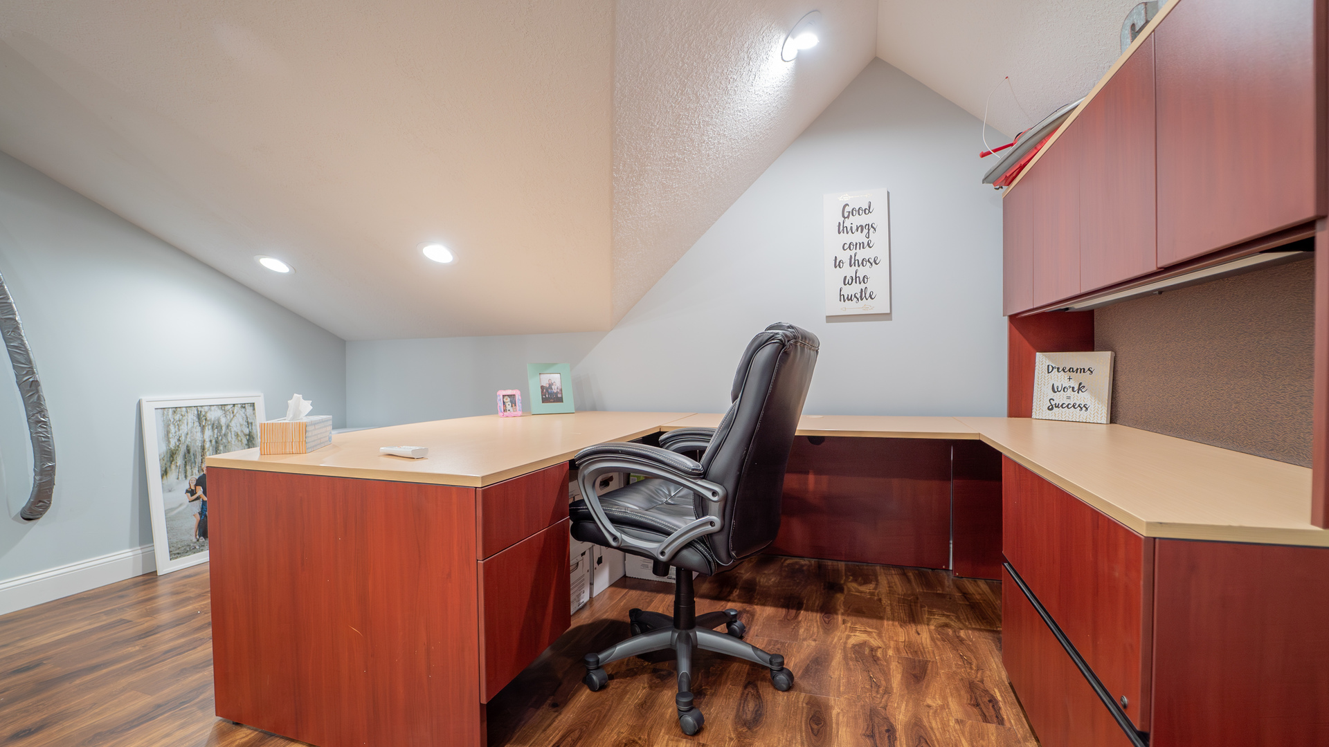 2611 2560 River Road Kankakee, IL 60901 - Photo 32 of 53 a view of a workspace with furniture and wooden floor