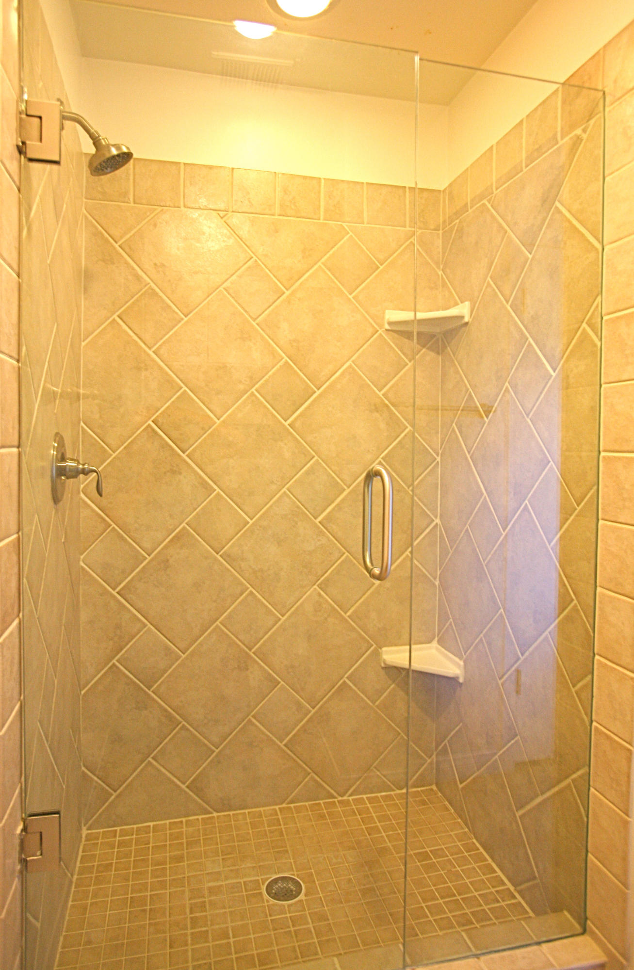 561 North La Cumbre Road Santa Barbara, CA 93110 - Photo 9 of 12 a bathroom with a shower