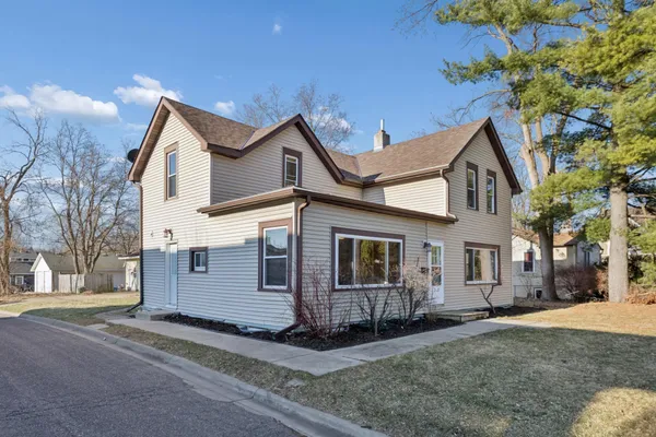 $349,900 | 302 Benton Street, Anoka, MN 55303