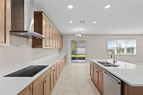 $3,099 | 9429 Crescent Ray Drive, Wesley Chapel, FL 33545