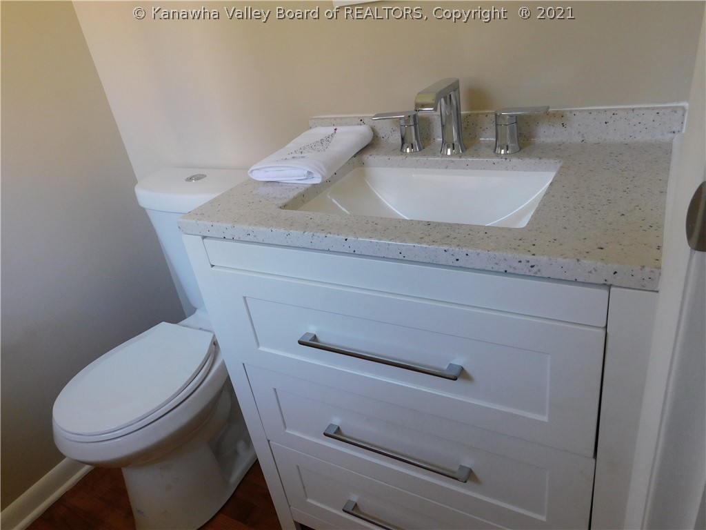 5240 Dewitt Road Charleston, WV 25313 - Photo 12 of 15 Gallery Image 12