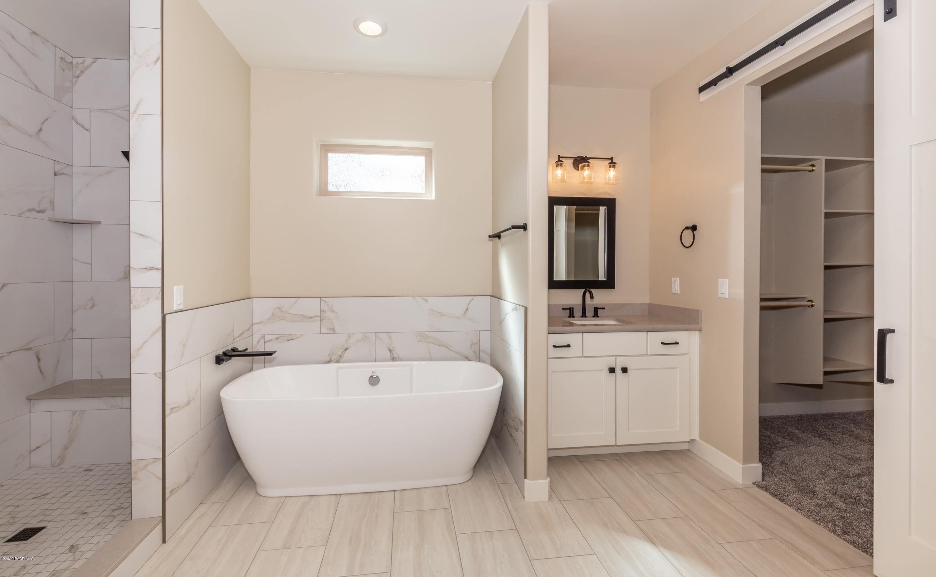 957 Norris Road Prescott, AZ 86305 - Photo 14 of 28 Master Bathroom