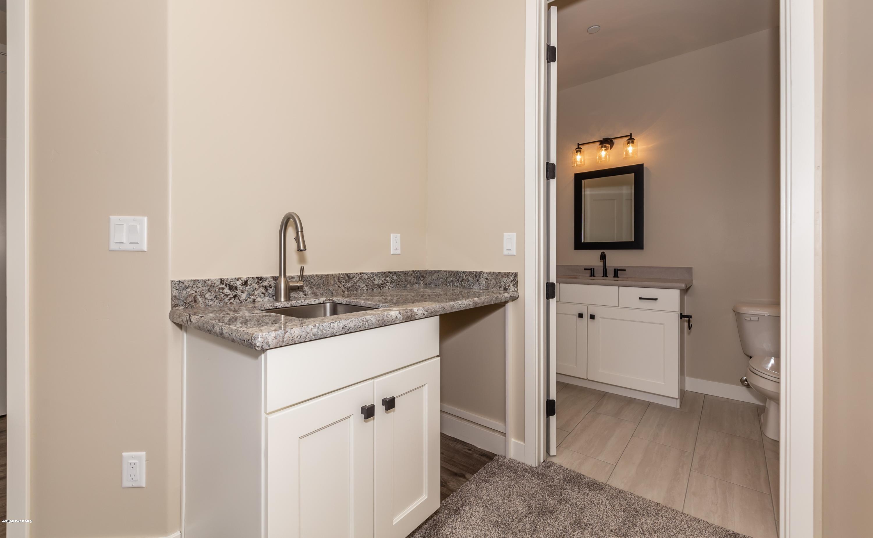 957 Norris Road Prescott, AZ 86305 - Photo 18 of 28 Jr Suite Wet Bar
