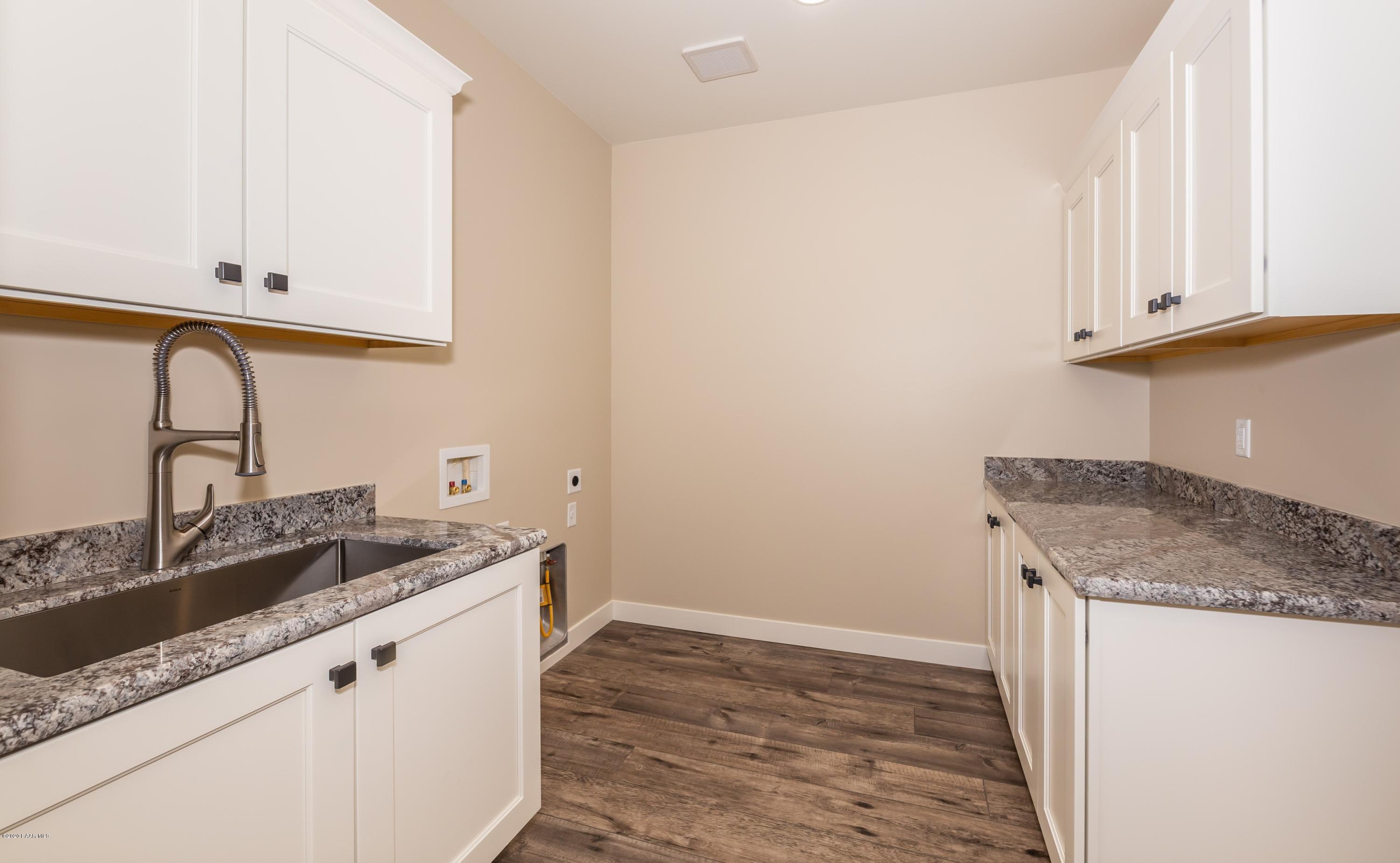 957 Norris Road Prescott, AZ 86305 - Photo 24 of 28 Laundry Room