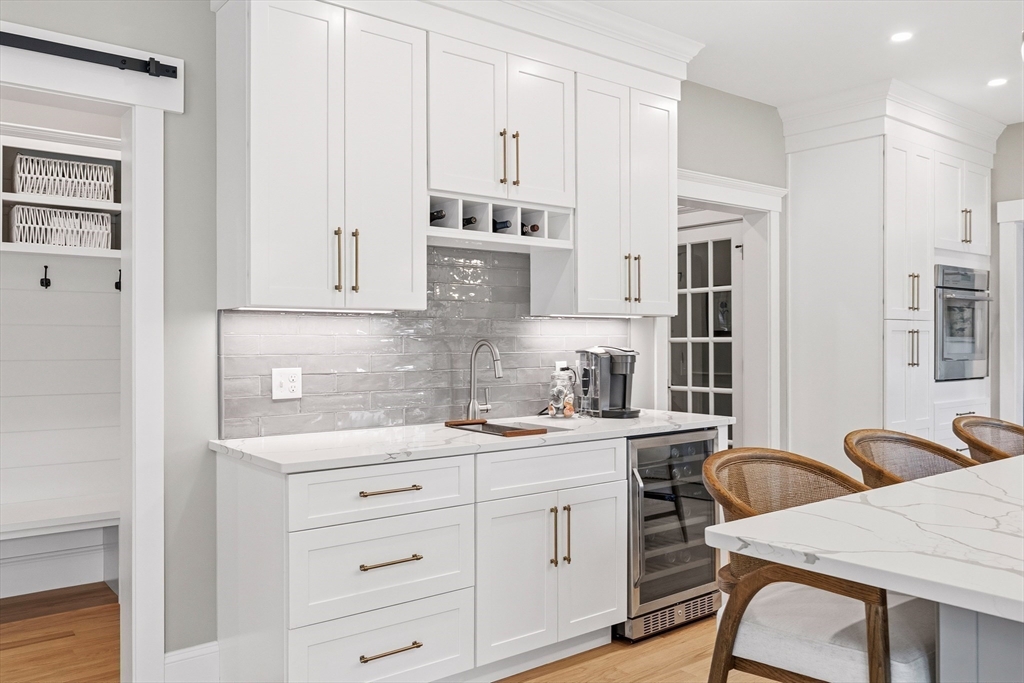 4 Whitcomb Street Natick, MA 01760 - Photo 4 of 42
