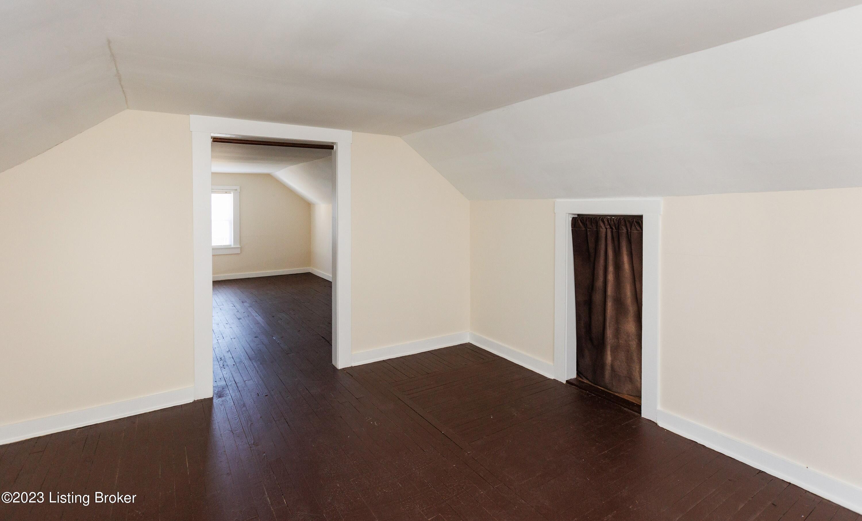 4515 Dover Road Louisville, KY 40216 - Photo 33 of 39 023