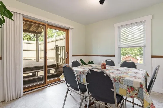 $259,900 | 1503 St Lawrence Avenue, Beloit, WI 53511