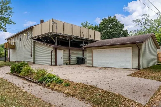 $259,900 | 1503 St Lawrence Avenue, Beloit, WI 53511