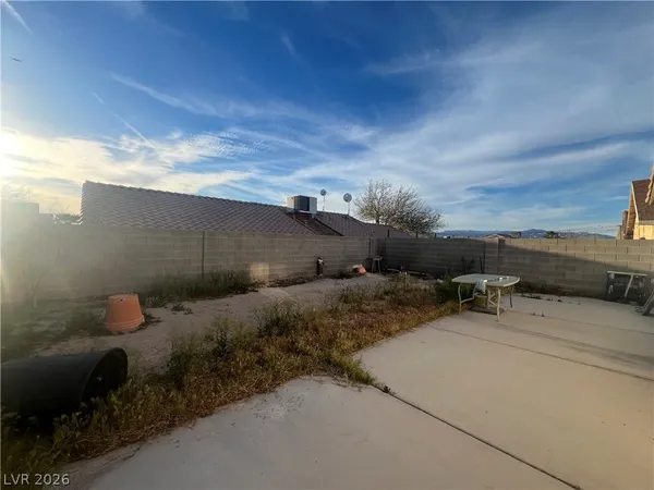 $330,000 | 2881 Preston Wood Street, Las Vegas, NV 89156