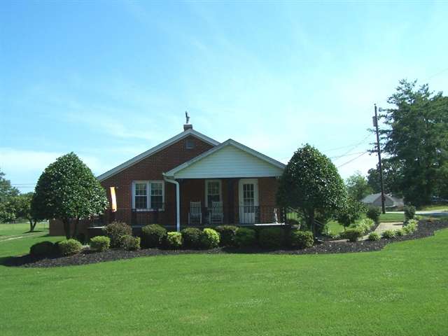 7297 Reidville Road Woodruff, SC 29388 - Photo 1 of 13 Gallery Image 1