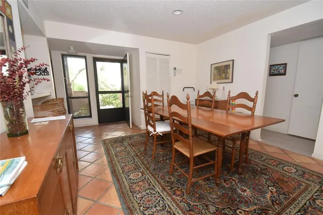 $1,800 | 1626 Brookhouse Drive, Unit BR137, Sarasota, FL 34231