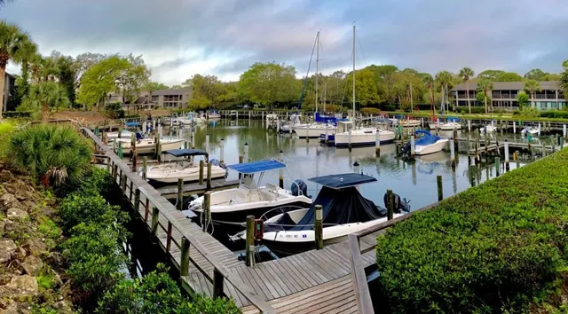 $1,800 | 1626 Brookhouse Drive, Unit BR137, Sarasota, FL 34231