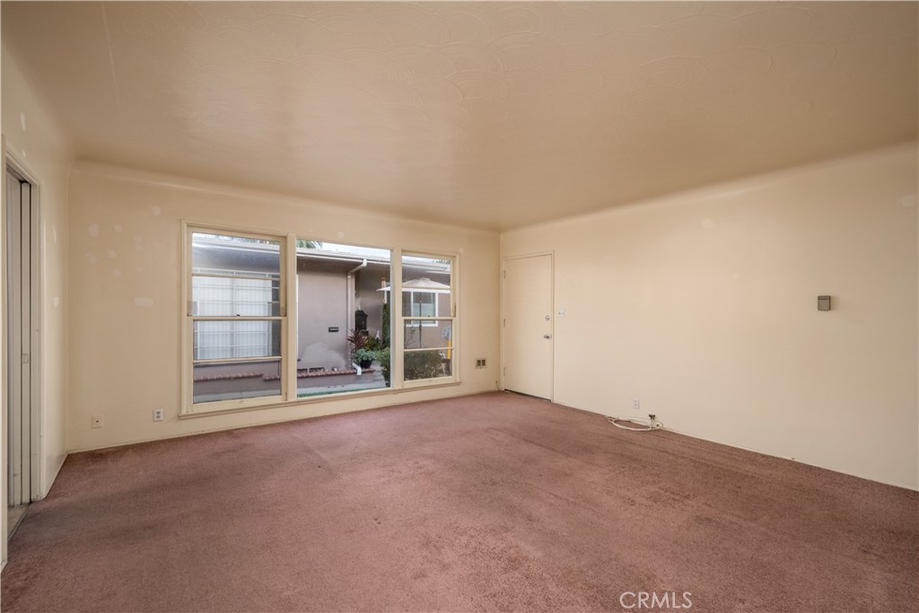 12817 Beverly Boulevard Whittier, CA 90601 - Photo 19 of 30 an empty room with window