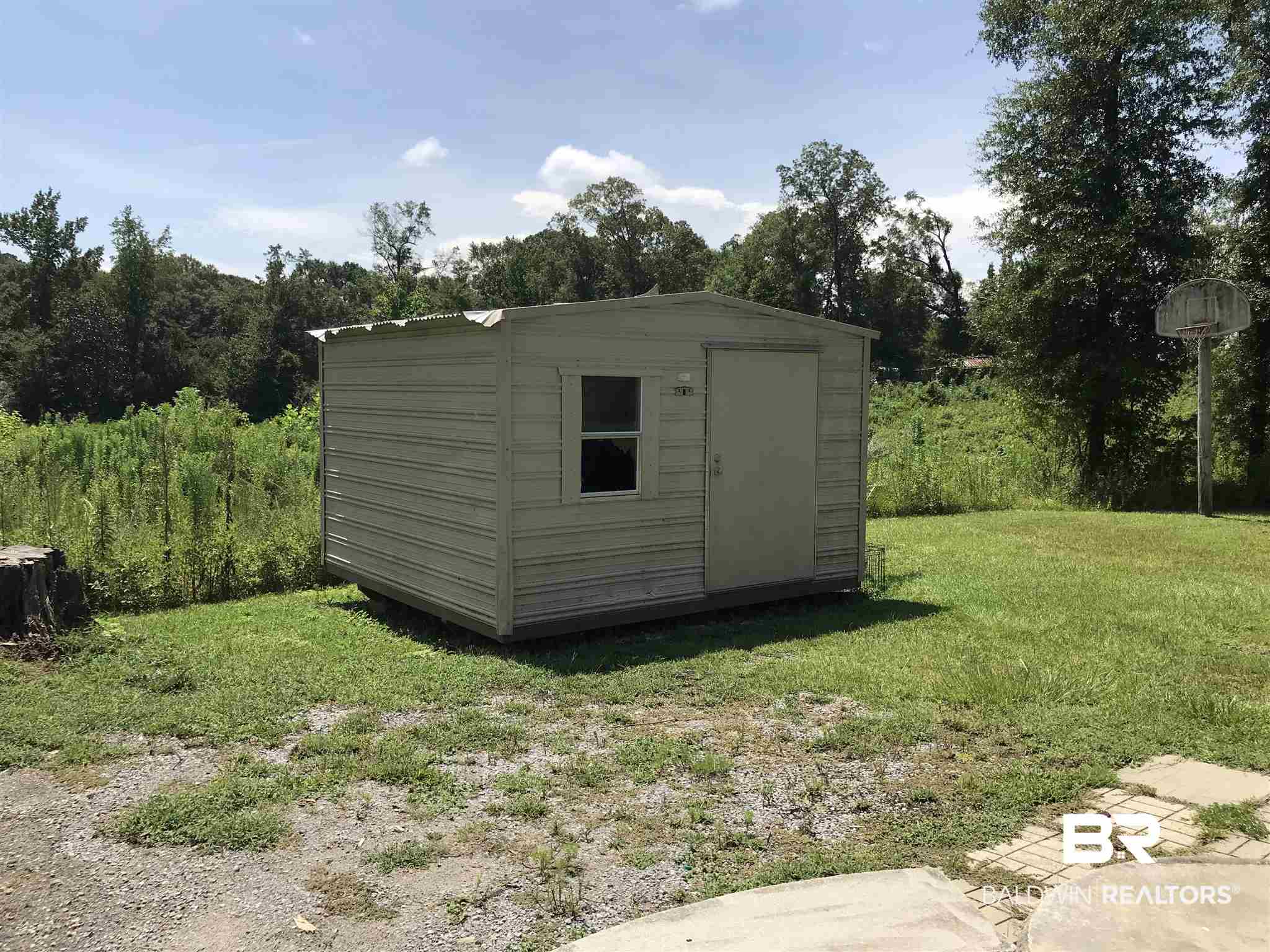 2221 Highway 83 Evergreen, AL 36401 - Photo 15 of 17 Utility Shed