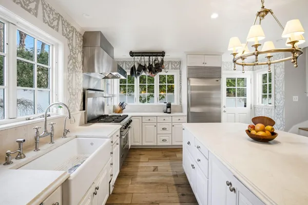 $1,195,000 | 323 South Garfield Avenue, Janesville, WI 53545