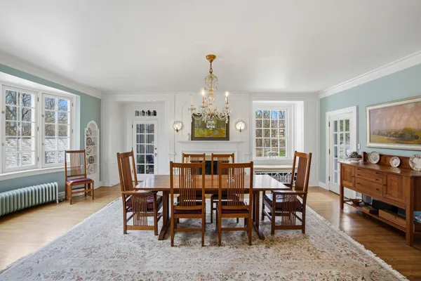 $1,195,000 | 323 South Garfield Avenue, Janesville, WI 53545