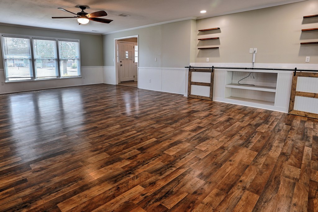 515 Mimosa Road Sumter, SC 29150 - Photo 4 of 32 Gallery Image 4
