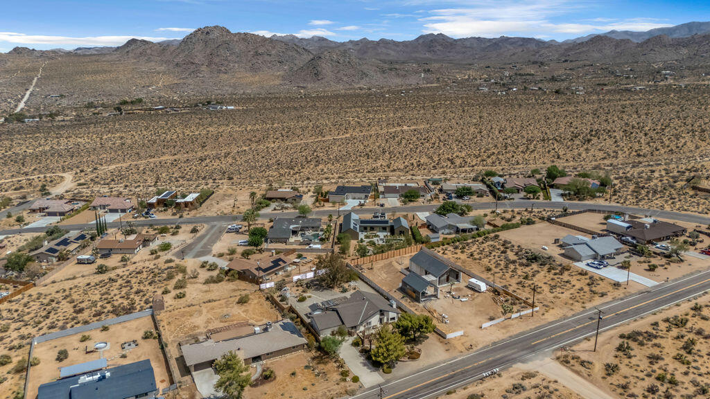 7815 Sunset Road Joshua Tree, CA 92252 - Photo 64 of 71 DJI_20260821141108_0199_D