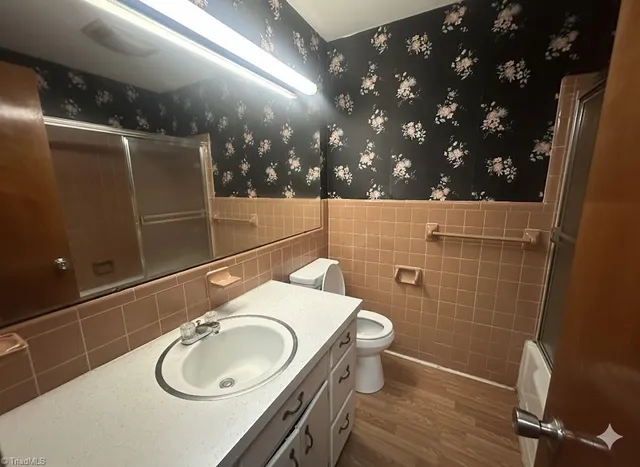 $1,800 | 1447 Westwood Lane, Wilkesboro, NC 28697