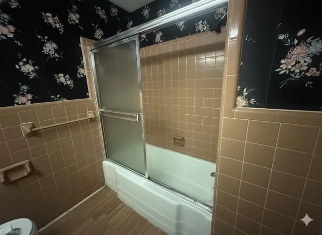 $1,800 | 1447 Westwood Lane, Wilkesboro, NC 28697